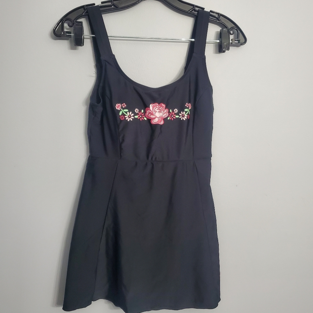 La Isla Black Polyamide Spandex Swimsuit Dresss Built-in Bra Sz 0 Minimalist